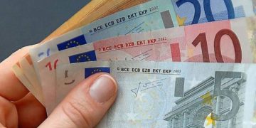Συνταξεις: Αυξησεις έως 144 ευρώ, αποδοχές 1.665 ευρώ - Πίνακες, δικαιούχοι