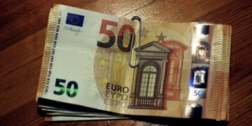 Μισθος | «Έξτρα» μισθος 4.020 ευρώ σε ένα 6μηνο - Κλικ ΕΔΩ για να δείτε αν είστε δικαιούχοι