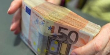 Συνταξεις: «Κλείδωσαν» αναδρομικα έως 6.500 ευρώ – Οι δικαιούχοι [πίνακες]