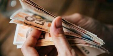 Συνταξεις: «Κλείδωσαν» αναδρομικα έως 2.200 ευρώ (Δικαιούχοι-Παραδείγματα)