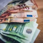 ΔΥΠΑ e-ΕΦΚΑ: «Βρέχει» λεφτά από 1/4 - Ποιοι θα δουν χρήματα στα ΑΤΜ