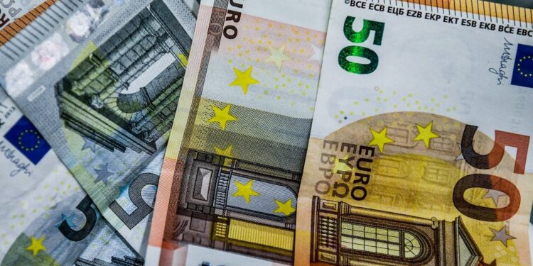 e-ΕΦΚΑ ΔΥΠΑ ΟΑΕΔ ΟΠΕΚΑ: «Βρέχει» λεφτά από σήμερα (26/9) - Ποιοι θα δουν χρήματα στα ΑΤΜ
