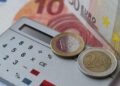 Συντάξεις: Έκτακτο Δώρο 300 ευρώ - Πότε στα ΑΤΜ, οι δικαιούχοι