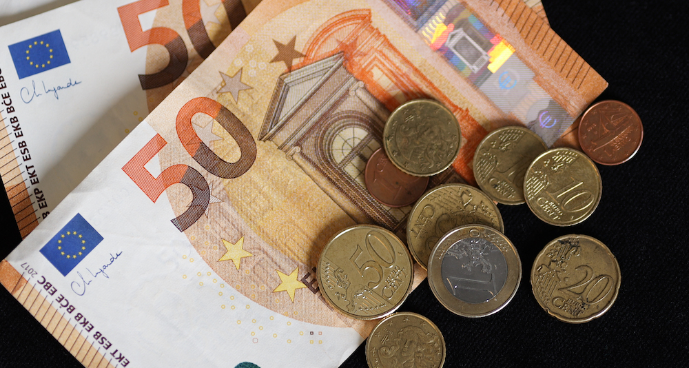 Συντάξεις: Αν έχετε τόση σύνταξη παίρνετε εκατοντάδες ευρώ