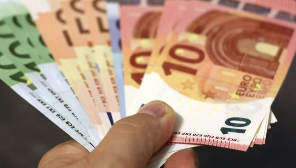 Έκτακτο επίδομα 750 ευρώ: Ποιοι το παίρνουν - Πατήστε ΕΔΩ