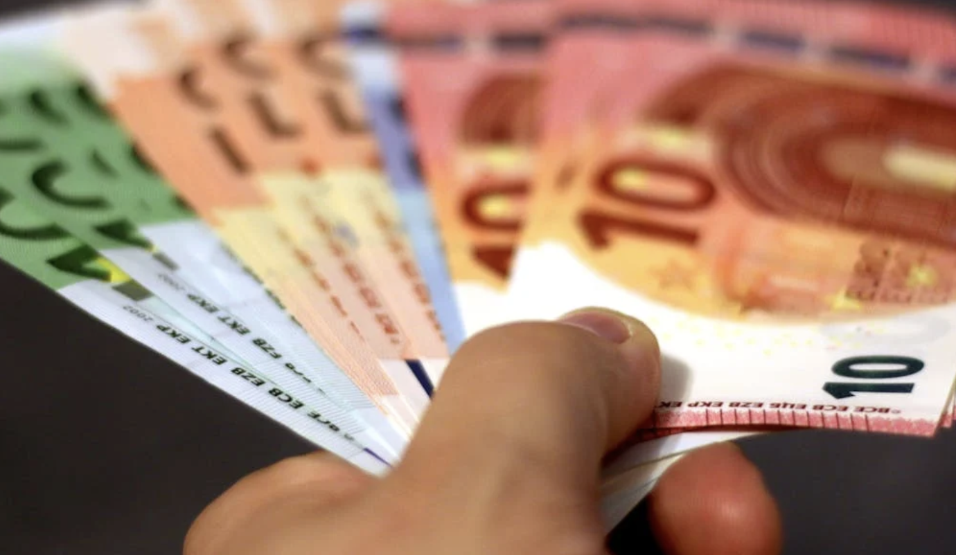 Συντάξεις: «Βόμβα»! Χάνετε τα 250 ευρώ αν έχετε τόση σύνταξη