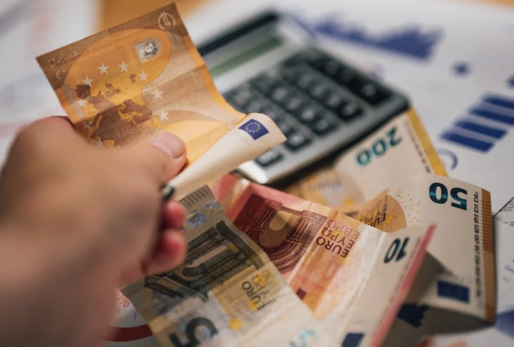 Συντάξεις: ΣΟΚ! Χάνετε το επίδομα αν έχετε τόση σύνταξη