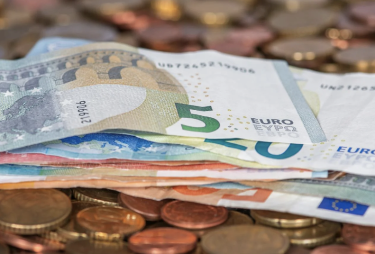 Συντάξεις: Έξτρα λεφτά αν έχετε τόση σύνταξη - Έως και 11.524 ευρώ