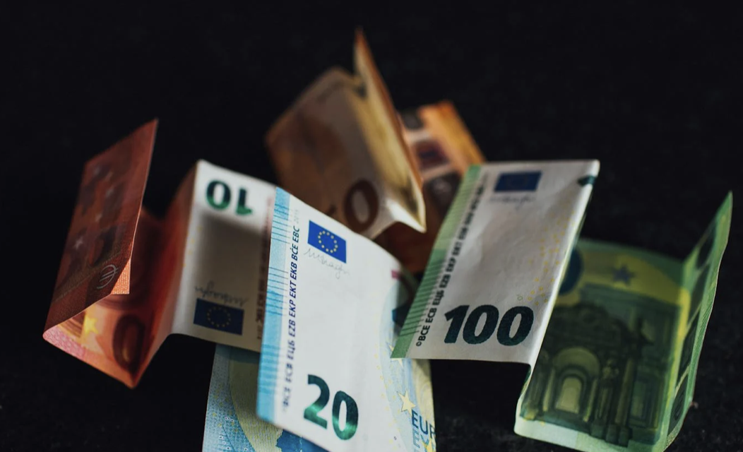 Συντάξεις: Έξτρα πληρωμή αν έχετε τόση σύνταξη - Πόσα παίρνετε