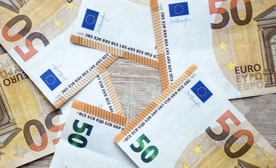 Έκτακτο επίδομα 1.000 ευρώ! Ποιες γυναίκες το παίρνουν και πώς