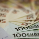 Επίδομα "βόμβα" σας δίνει 810 ευρώ - Πώς θα τα πάρετε