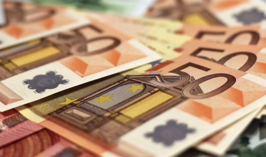 Συντάξεις: Έξτρα λεφτά στην τσέπη - Ποιοι παίρνουν έως και 13.784 ευρώ