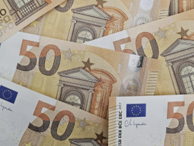 Συντάξεις: Έξτρα λεφτά έως 6.627 ευρώ αν έχετε τόση σύνταξη