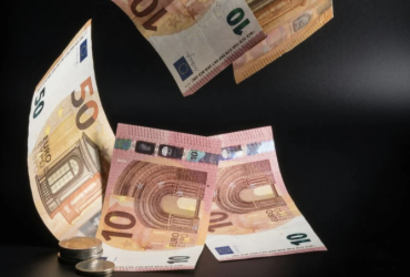 Ανατροπή με τις συντάξεις: Ποιοι βγαίνουν κερδισμένοι - Δείτε ποσά