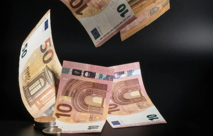 Ανατροπή με τις συντάξεις: Ποιοι βγαίνουν κερδισμένοι - Δείτε ποσά